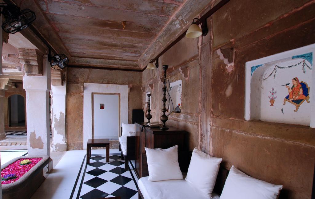 מלון ורנאסי Guleria Kothi At Ganges מראה חיצוני תמונה
