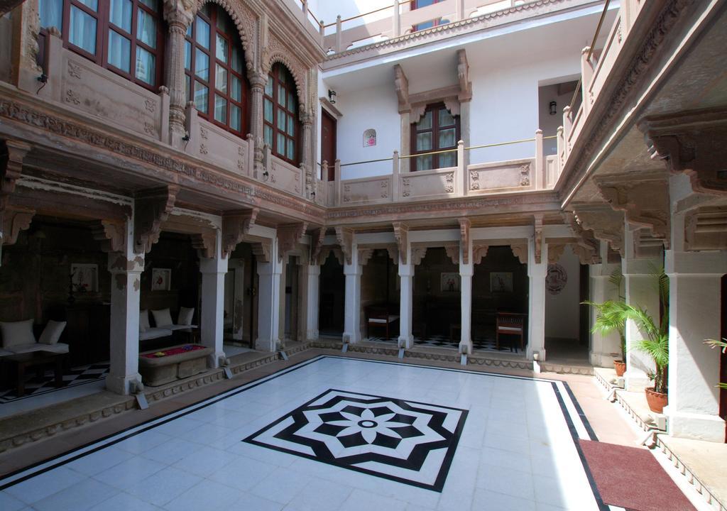 מלון ורנאסי Guleria Kothi At Ganges מראה חיצוני תמונה