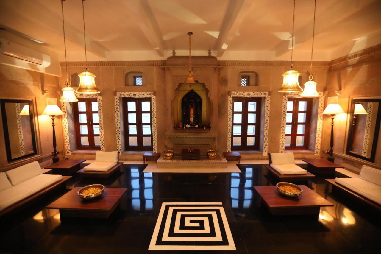 מלון ורנאסי Guleria Kothi At Ganges מראה חיצוני תמונה
